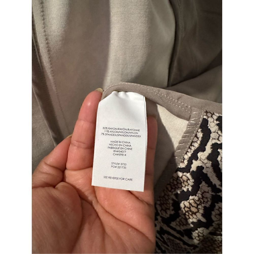Cabi Python blazer jacket button front 8 - Picture 5 of 9